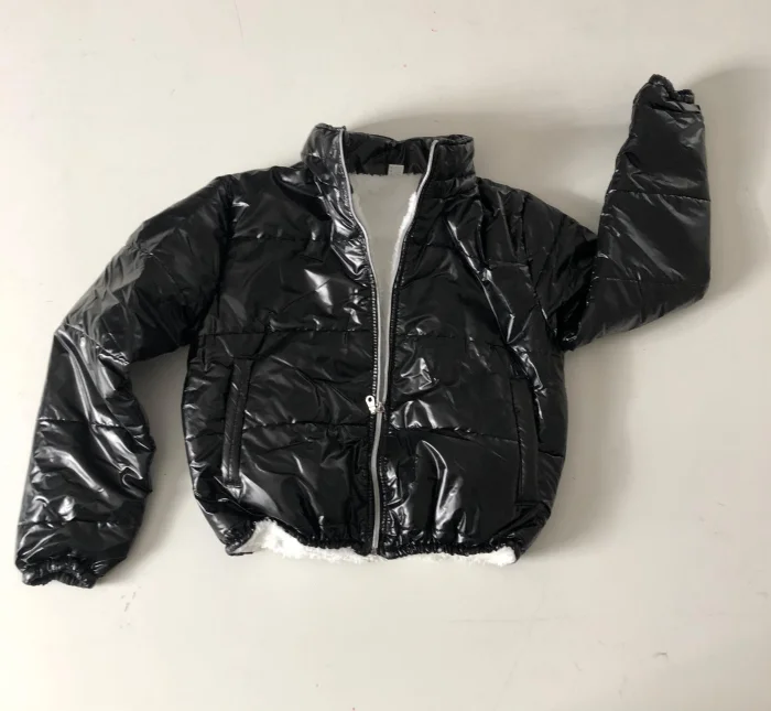 Campera Puffer Acharolada