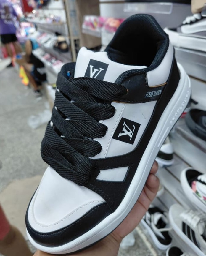 Zapas Luis Vuitton /dc Unisex - Imagen 3