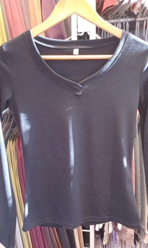 Remera Remera Dior Cuello V Manga Larga - Miniatura 6