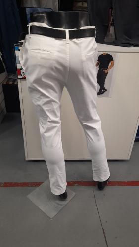 Pantalón Chino Color Blanco
