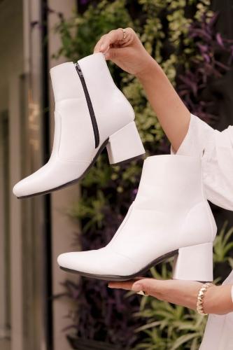 Botas Cortas Dubai Blanco con Tacón 5 Cm