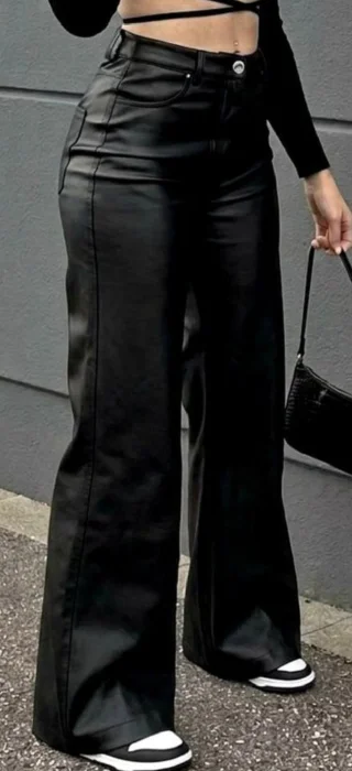 Pantalones Engomado