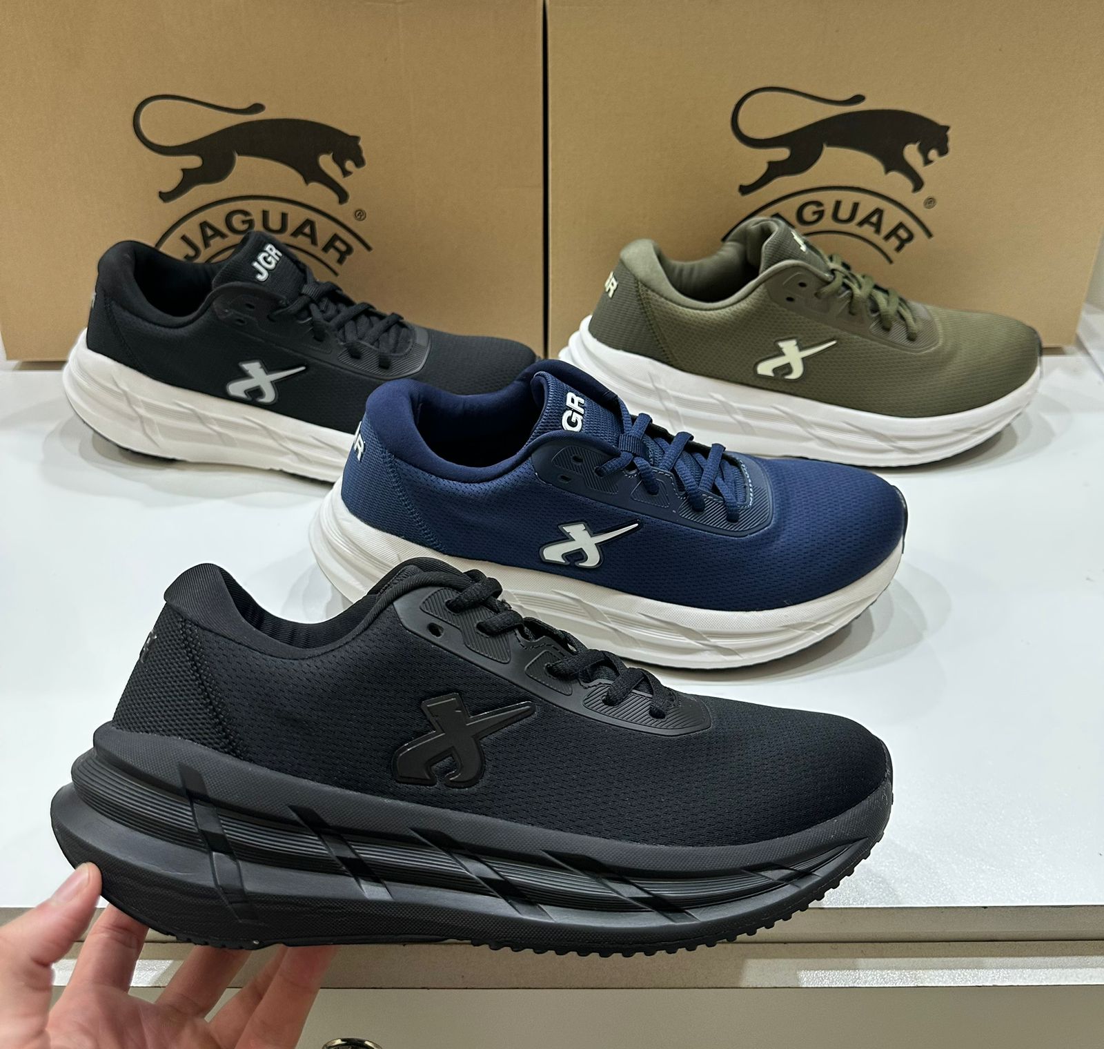 Zapatillas Jaguar Deportiva Hombre Art 9415 (40 al 45) - WhatsApp%20Image%202026-04-09%20at%203.59.52%20PM.jpeg