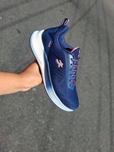 Zapatillas Deportivas de Dama Irun  36 al  41 - Miniatura 3