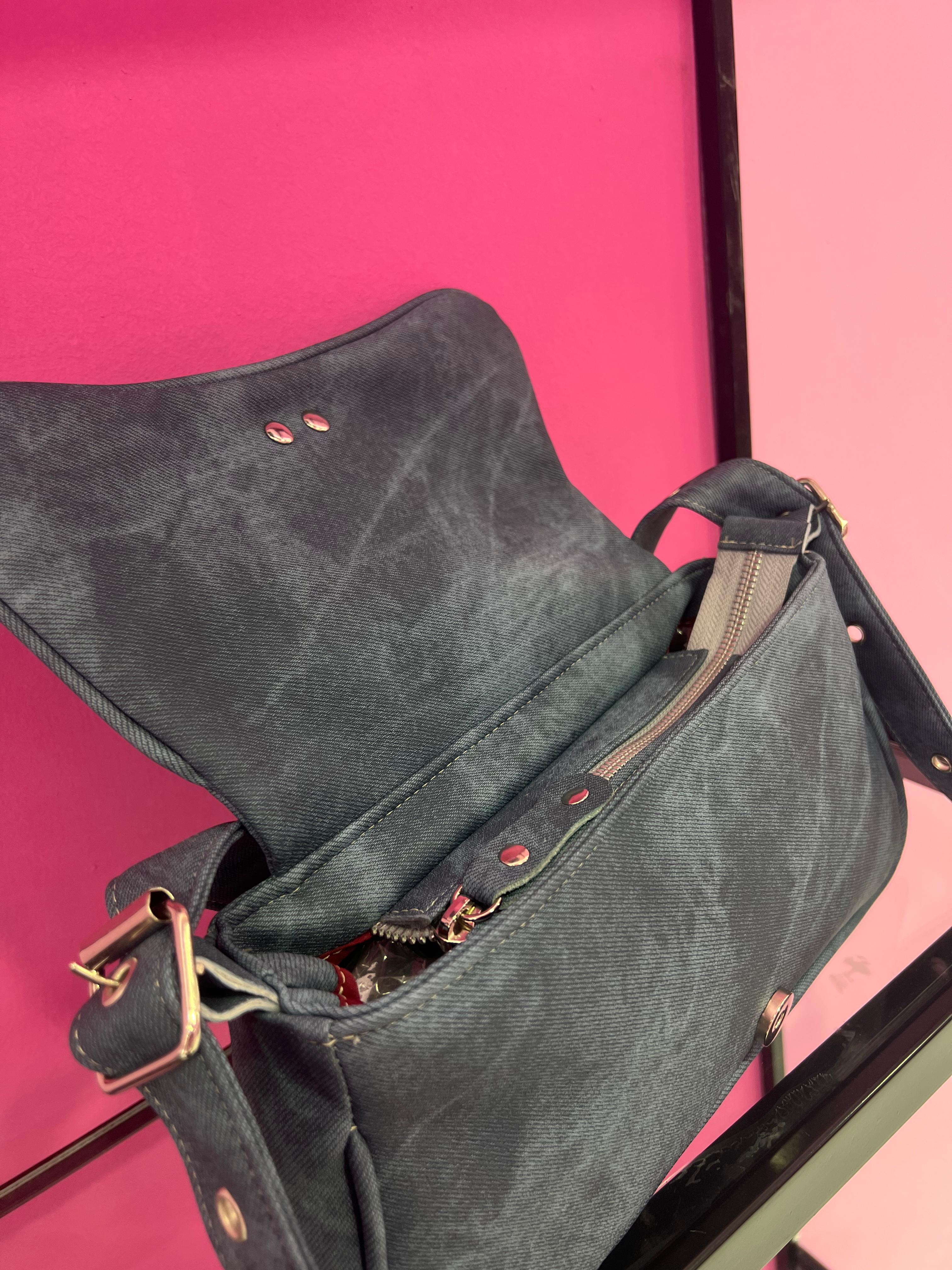 Cartera Mini Bag Jeans Baguette - a9e09c2b-9fe1-4302-a2a2-6bae608d56cc.jpeg