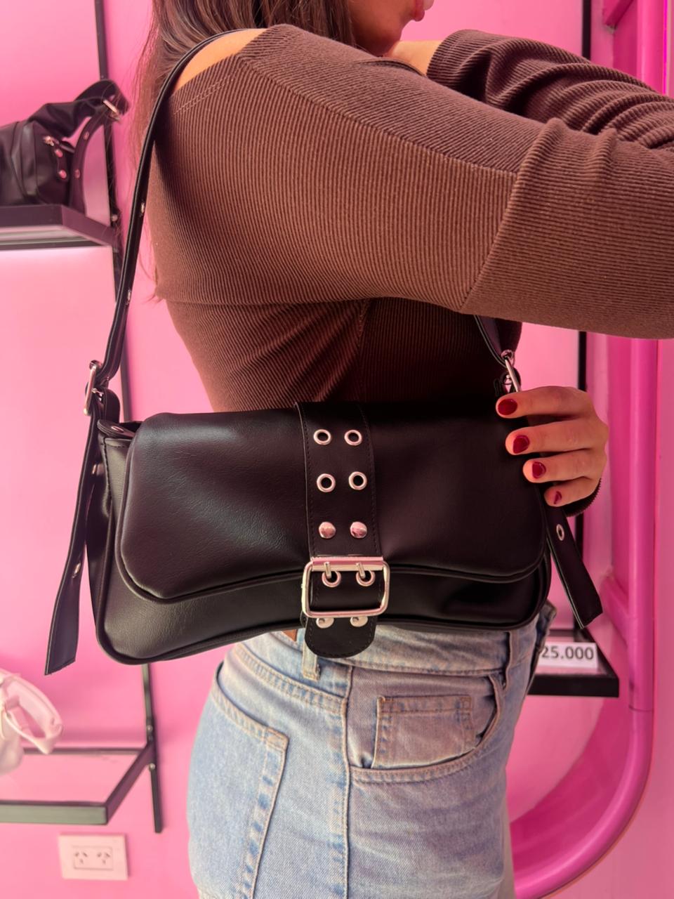 Cartera Mini Bag Negra Baguette - IMG_7835.jpeg
