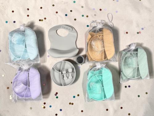 Set Silicona 5 Piezas (plato, Cubiertos, Vaso y Baberos) Superoferta - Miniatura 1