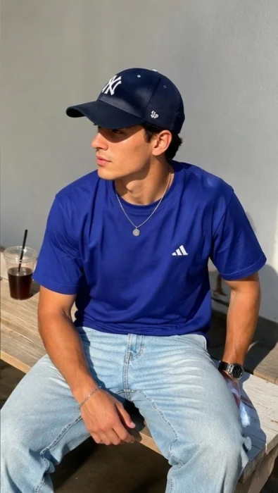 Remera Bordada Ad Hombre Premium