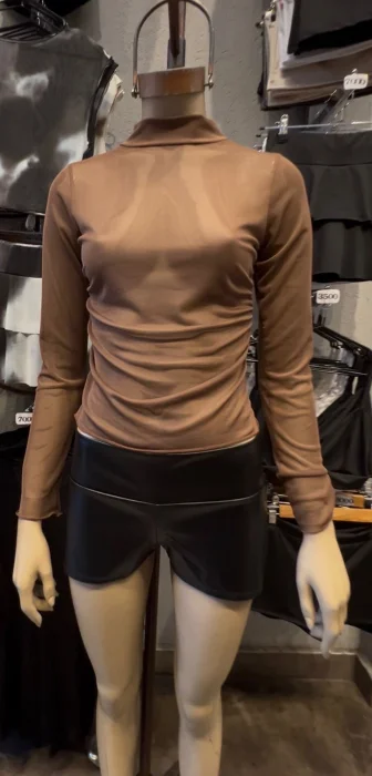 Polera Lirio Tul Liso con Frunce
