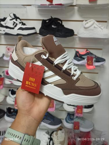 Zapatilla Importada - Miniatura 2