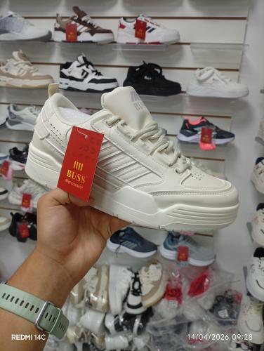 Zapatilla Importada - Miniatura 3