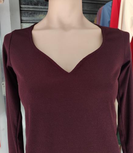 Remera Manga Larga Escote Trébol - Miniatura 3