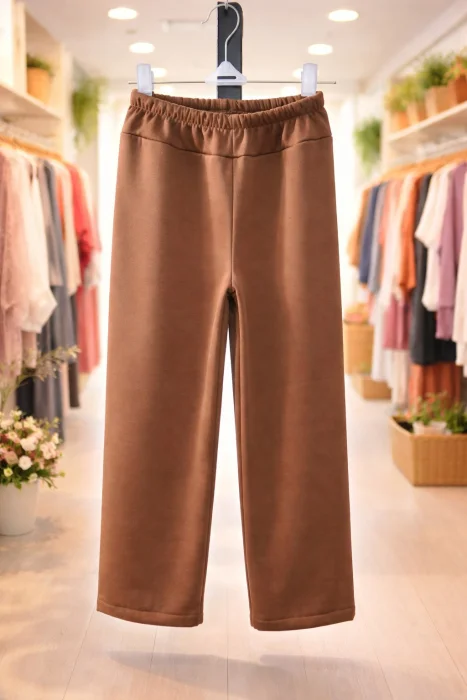 Pantalon de Piel al Tono por Dentro