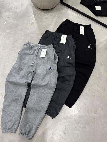 Jogging Jordan Bordado