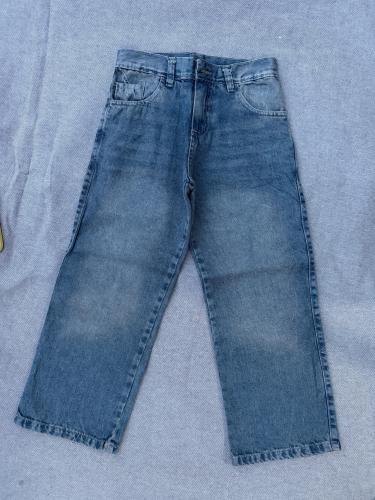 Jeans Mom Niño Localizado
