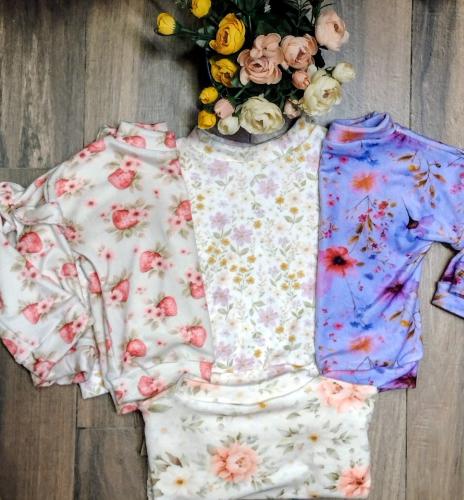 Buzo Beba en Plush Estampado Talle 1 al 5 - Miniatura 2