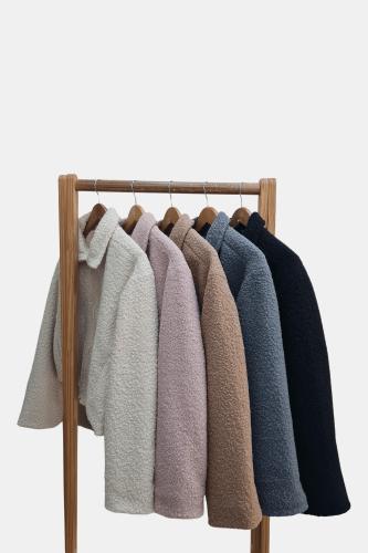 Campera de Paño Bouclé Crop Oversize Forrado con Cierre Metálico y Bolsillos - Miniatura 2