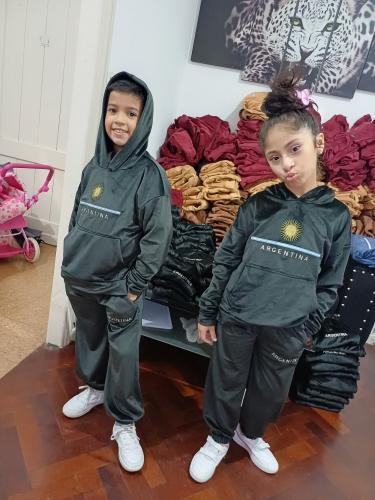 Conjuntos de Niño y Niña Liquidación