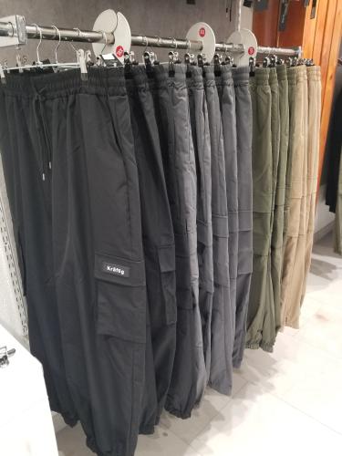 Pantalones Cargo Corte Baggy - Miniatura 2