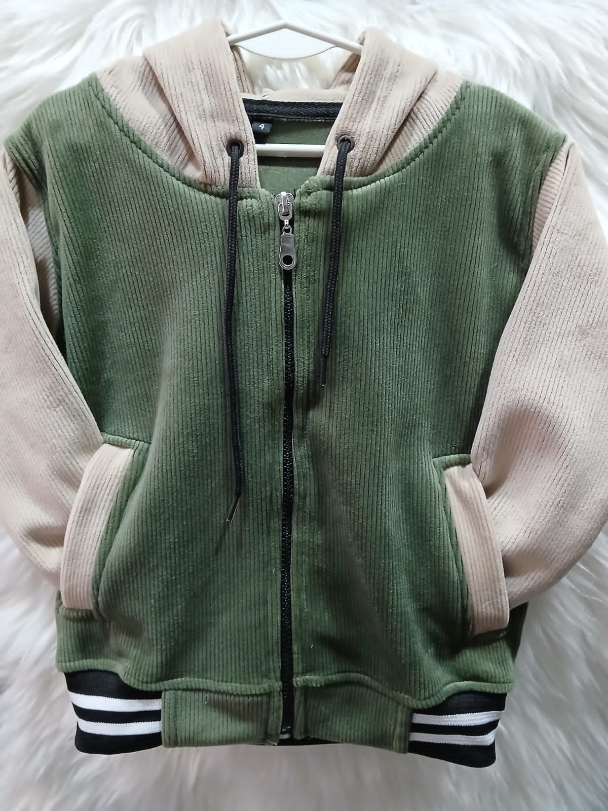 Campera Universitaria de Corderoy - Imagen 2