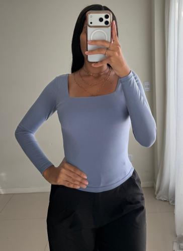 Remera Escote Cuadrado - Miniatura 2