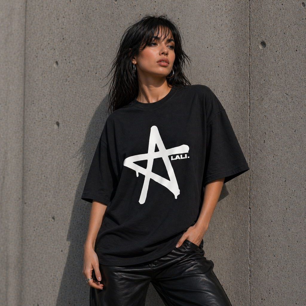 Remera Oversize "logo Lali" Adulto - chatgpt-image-30-abr-2026-09_39_13-a-m-24c28352d8c15d330c17775528304357-1024-1024.png