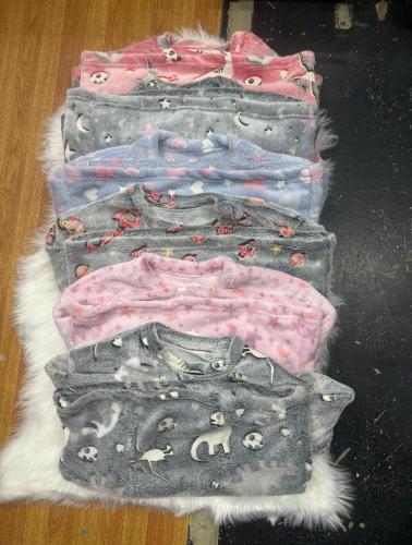 Conjunto Pijama Luminoso - Miniatura 2