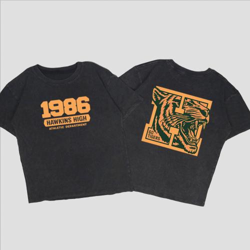 Unisex-remera Ovsize Stranger Things  Hawkins H - Miniatura 5
