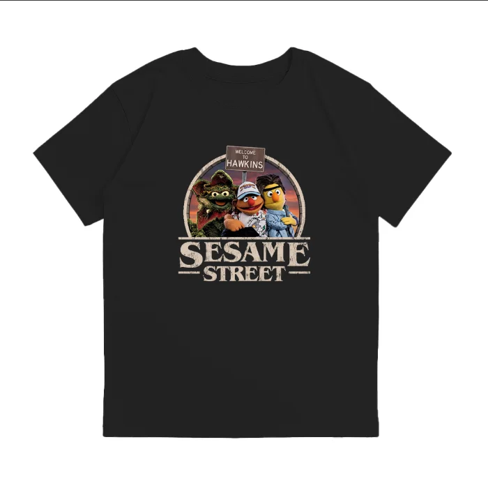 Unisex - Remera Ovsize Stranger Things Plaza Sesamo