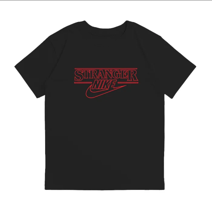 Unisex- Remera Ovsize Stranger Things Nike