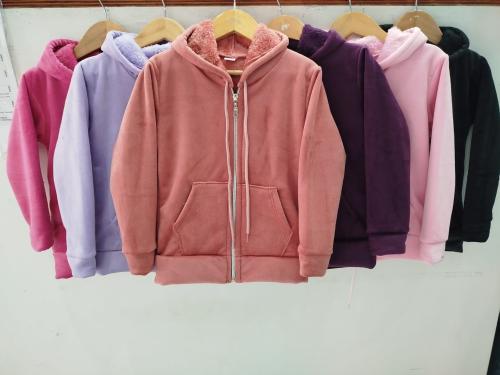 Campera de Plush con Piel
