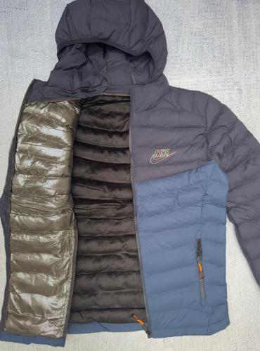  Campera Nike Water Importada  Térmica con Piel y Capucha Desmontable - Miniatura 4