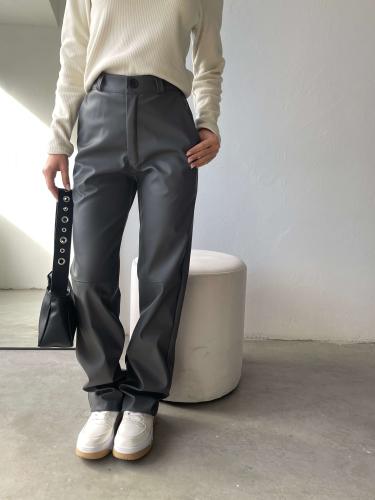 Pantalon Cuerina Pu Recto Frizado por Dentro - Sara - Miniatura 3