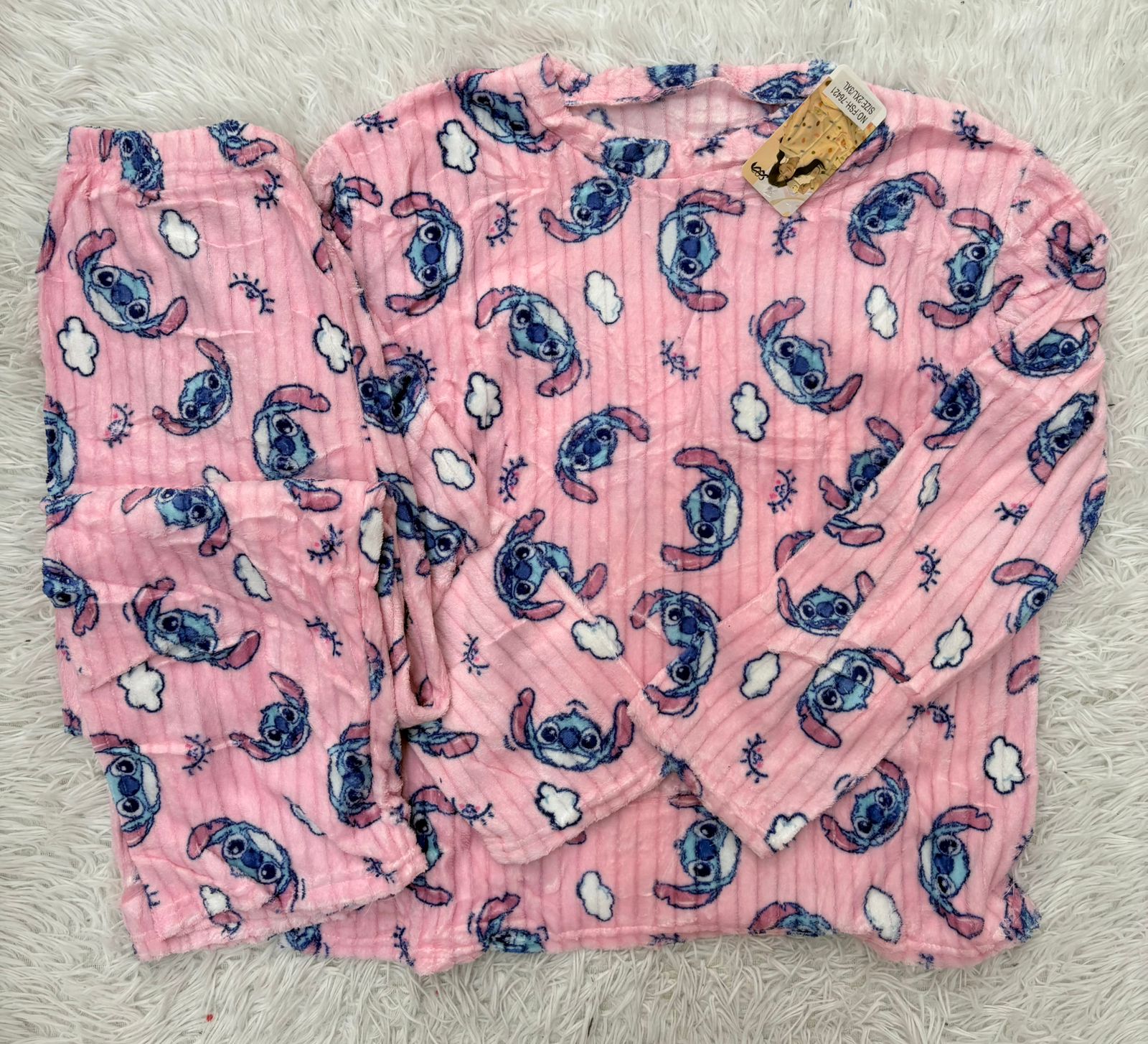 Pijama 2p de Plush - 1c67e375-b952-426e-b46b-40e78d421899.jpeg
