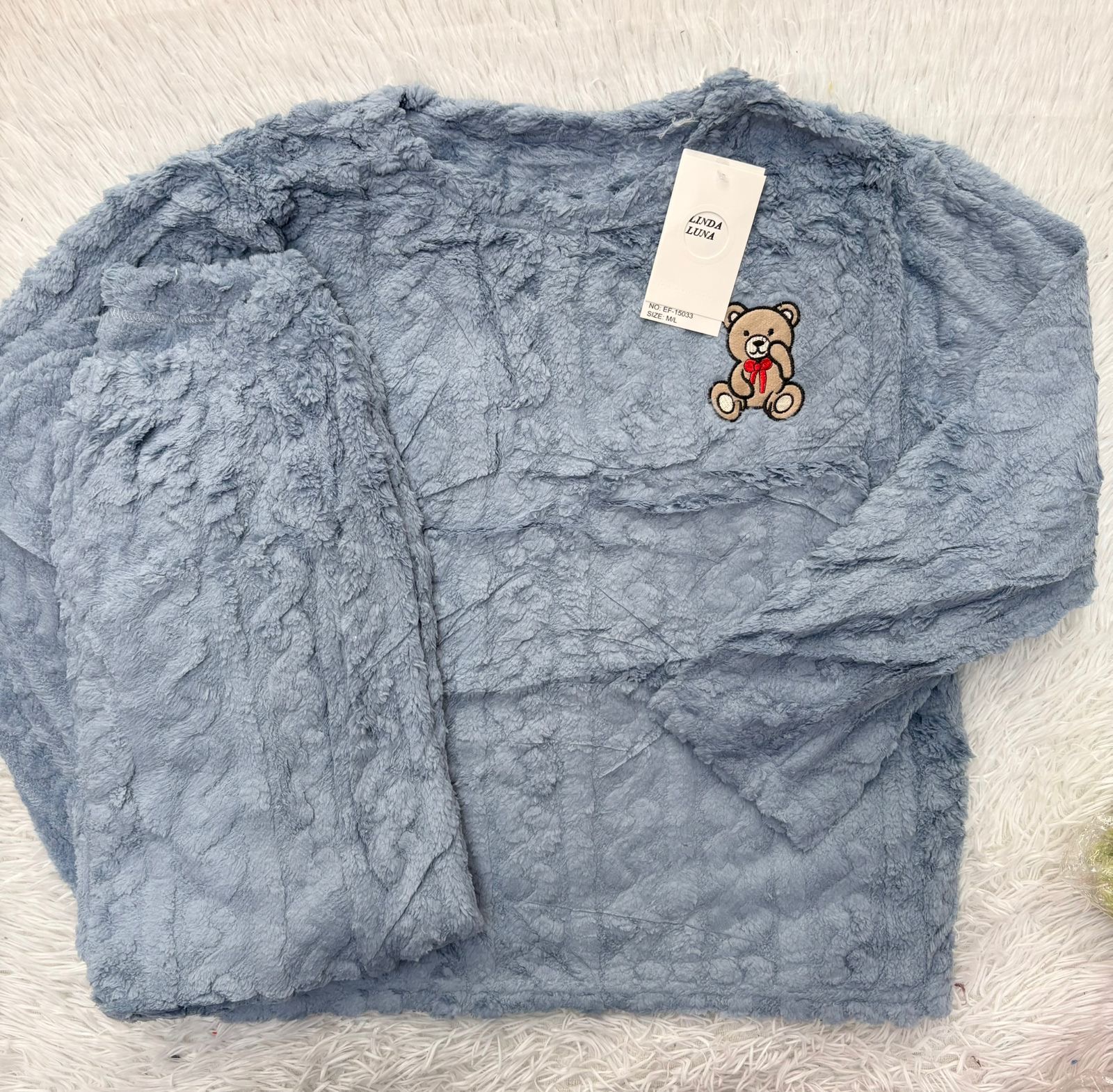 Pijama 2p de Polar - 47ddabf8-f116-4e8f-89ad-68639483bd48.jpeg