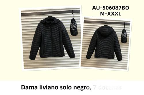 Campera Booty Liviana de Mujer