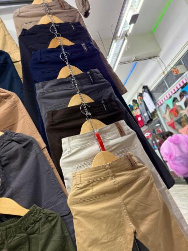 Pantalón Corte Chino