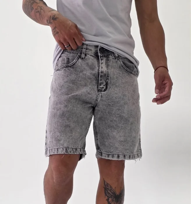 Bermuda Jean Mom