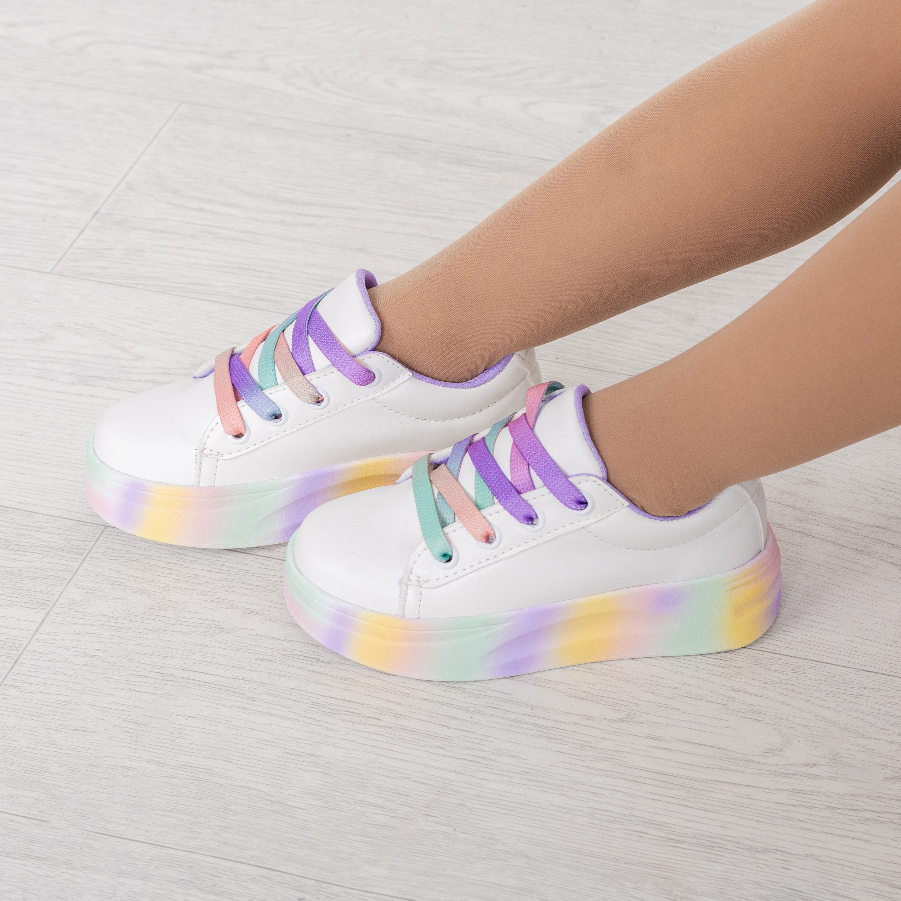 Calzados Infantiles Arcoíris Multicolor Niñas Nenas Cordones Moda Livianas Cómodas - VS240252.jpg