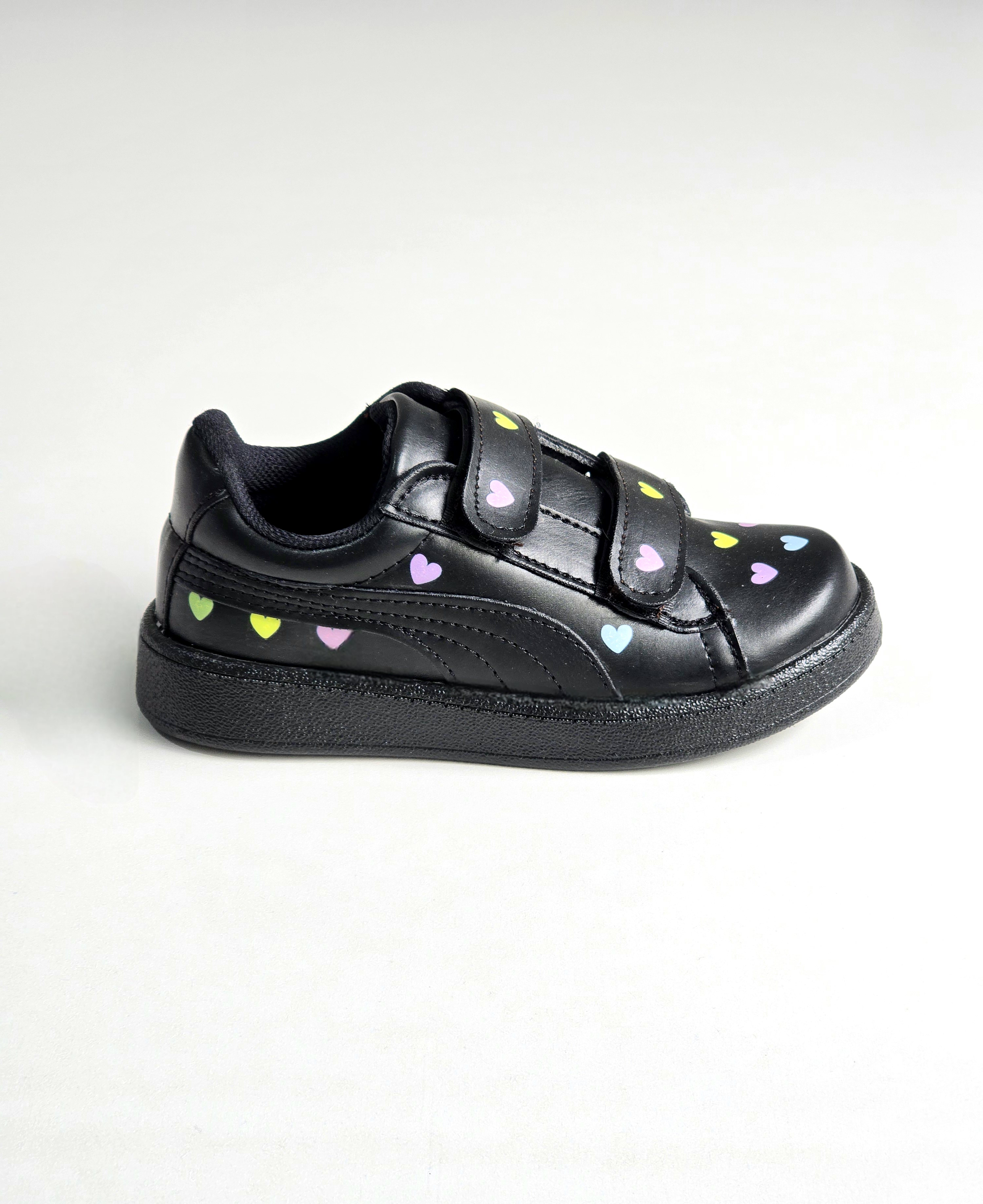 Zapatillas Niña Nenas Corazones Pasteles Ecocuero con Abrojos Cómodas Livianas - 20250212_122719.jpg