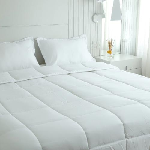 Acolchado Símil Plumón Blanco Queen Posto Blanco Classic