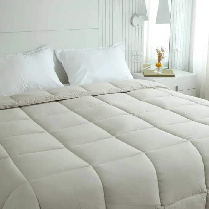 Acolchado Símil Plumón Natural Queen Posto Blanco Classic