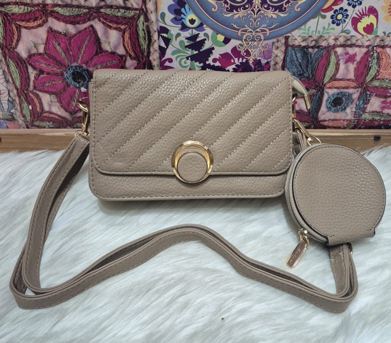 Nuevo Ingreso  de Carterita Morral con Monedero de Cuero (pu) - Imagen 2