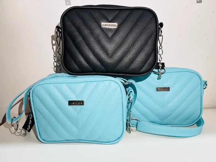 Bandolera con Cadena Estilo Mini Bag Tendencia