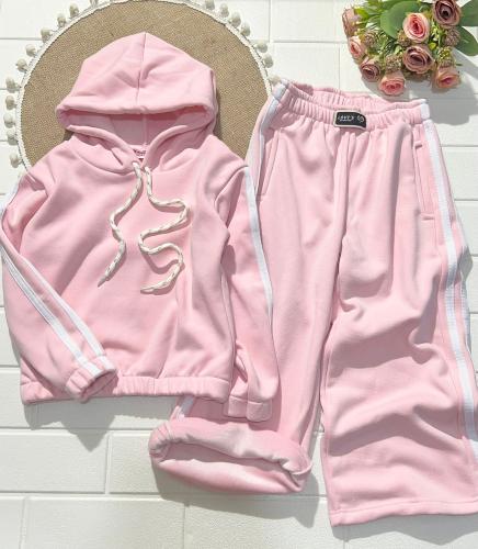 Conjunto Lineas con Piel
