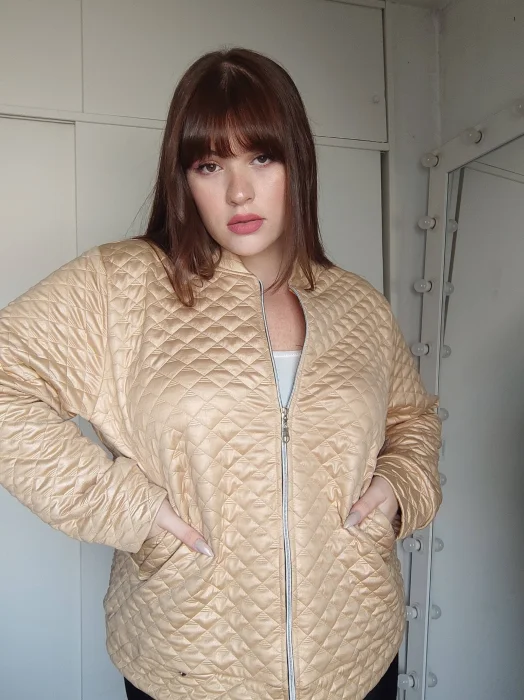 Campera Talles 6, 8 y 10 Grandes  de Mayelasse