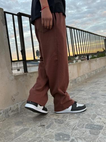 Joggin Baggy Frizado  Color Chocolate