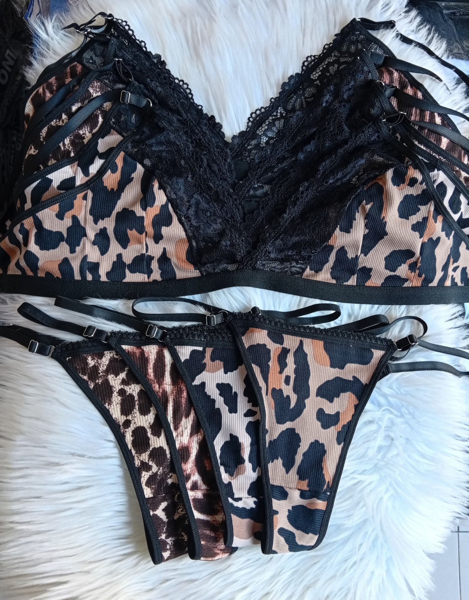 Conjunto Bralet Print Puntilla Docena - Imagen 2
