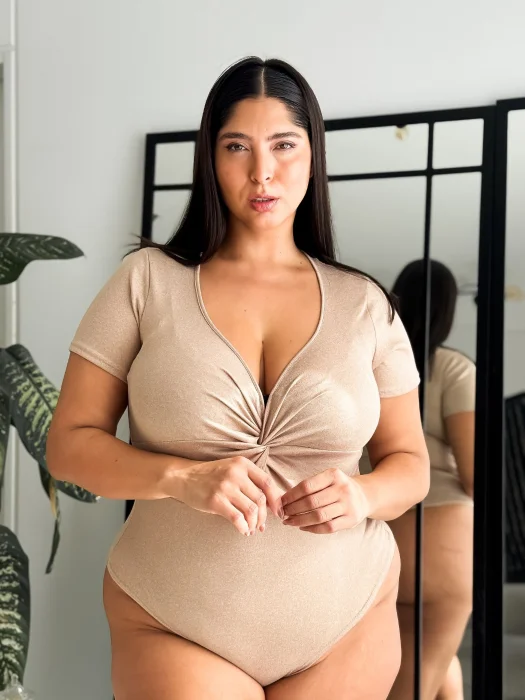 Body Nudo Chic Manga Corta