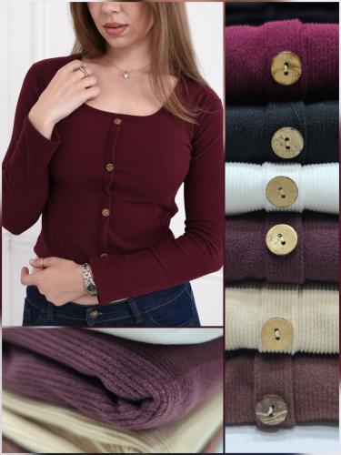 Camiseta Frizada con Botones
